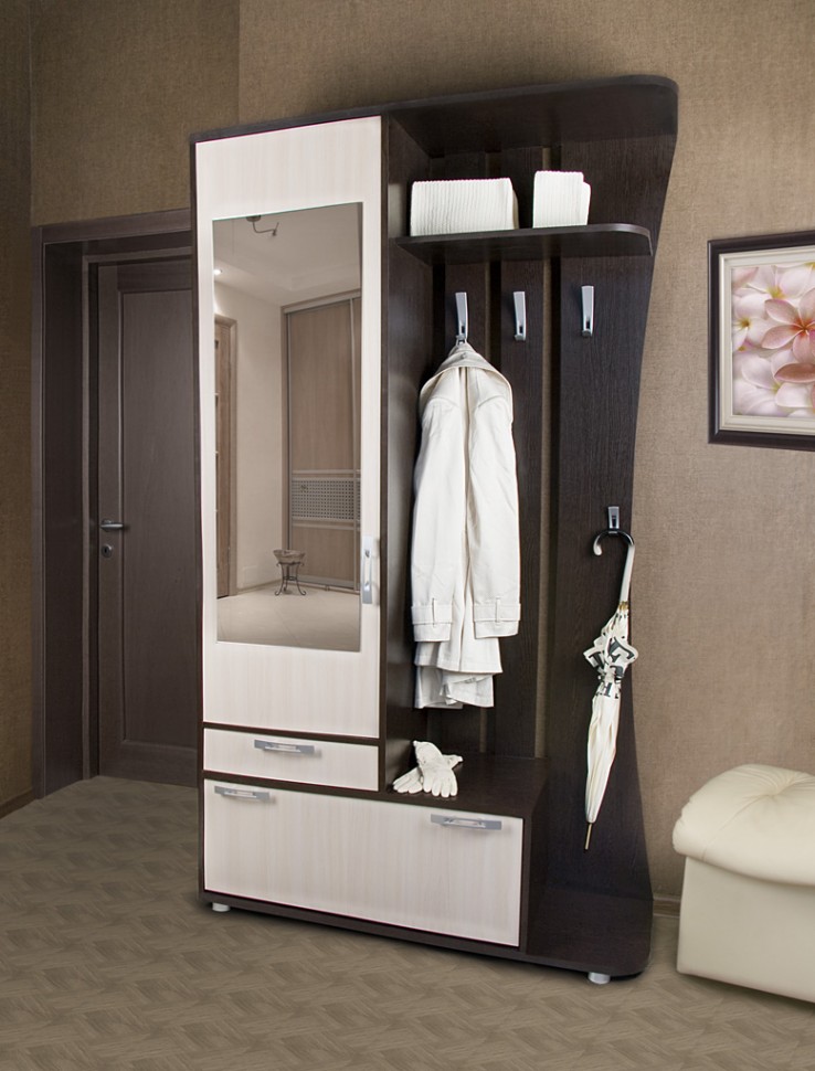 Маленькая прихожая в коридор Классик