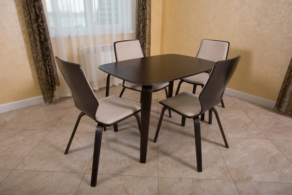 Стул Бертран